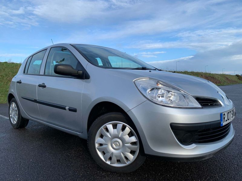 Renault Clio (2007) 1.5 dCi Expression 5dr RJ07SMU